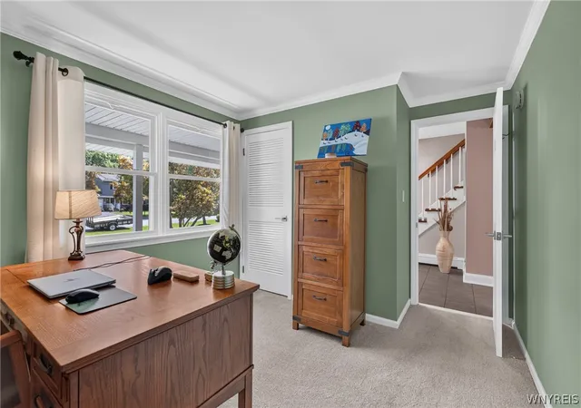 Photo 3 of Sale Pending at 5030 Clearview Dr, Buffalo, NY 14221 | MLS# B1708428 | Listing updated on 2026-08-28