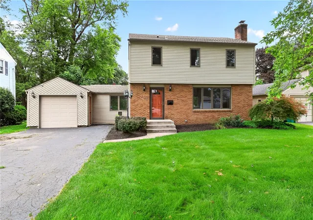 Photo 2 of Sale Pending at 106 Stonehenge Rd, Rochester, NY 14609 | MLS# R1708327 | Listing updated on 2026-08-27