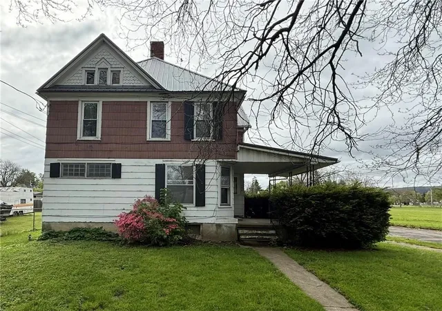 Photo 1 of Multi family home for sale at 250 Lormore St, Elmira, NY 14904 | MLS# R1708759 | Listing updated on 2026-09-15