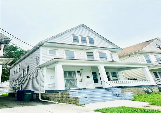 Listing Photo 4 - Condo for sale in building located at 55 Albert Ave, Buffalo, NY 14207