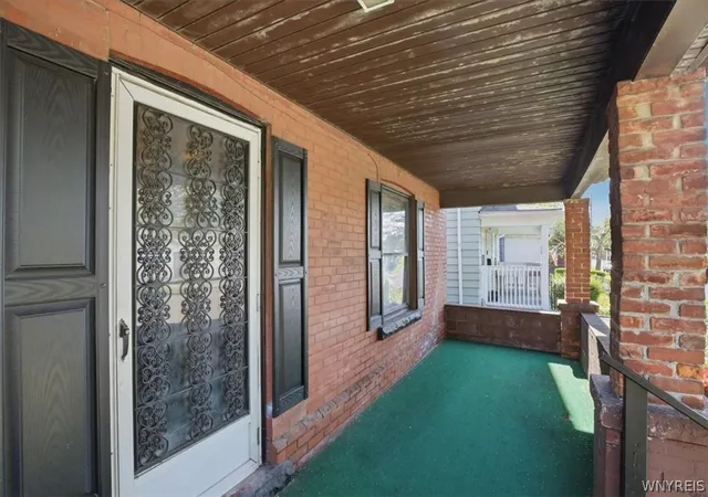 Photo 3 of Sale Pending at 2505 Falls St, Niagara Falls, NY 14303 | MLS# B1687322 | Listing updated on 2026-09-01