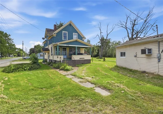 Photo 4 of Single family home for sale at 2790 Niagara Fls Blvd, Niagara Falls, NY 14304 | MLS# B1708410 | Listing updated on 2026-08-20