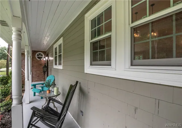 Photo 4 of Single family home for sale at 20 Nieman Dr, Orchard Park, NY 14127 | MLS# B1708752 | Listing updated on 2026-09-06