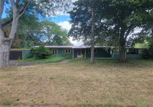 Photo 1 of Sale Pending at 7670 River Rd, Baldwinsville, NY 13027 | MLS# S1708377 | Listing updated on 2026-08-26