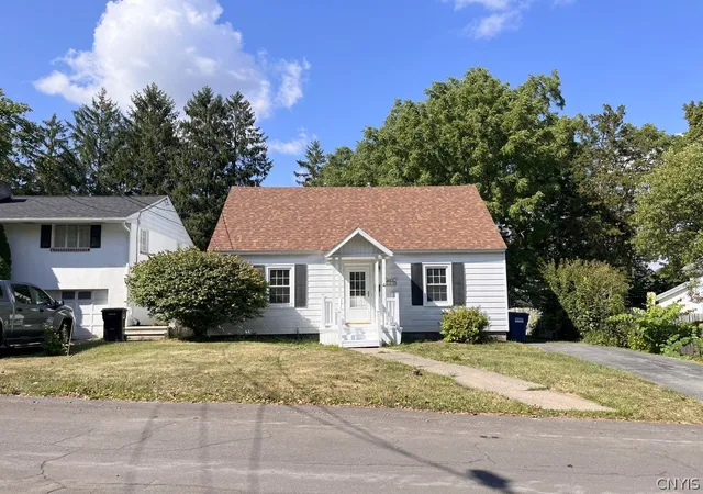 Photo 1 of Sale Pending at 228 Armstrong Pl, Syracuse, NY 13207 | MLS# S1708809 | Listing updated on 2026-08-24