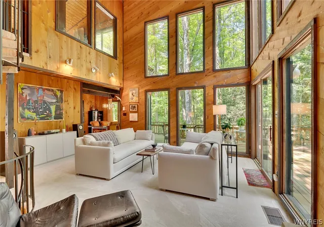 Photo 3 of Sale Pending at 7 Woodstock Rd, Glenwood, NY 14069 | MLS# B1707799 | Listing updated on 2026-08-28