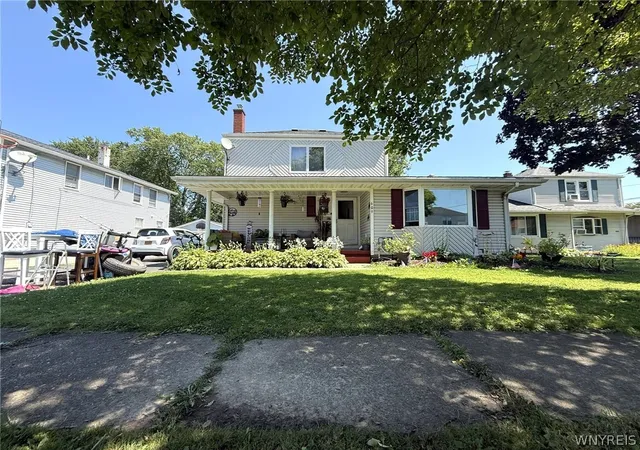 Photo 1 of Single family home for sale at 609 76th Street, Niagara Falls, NY 14304 | MLS# B1707324 | Listing updated on 2026-08-20