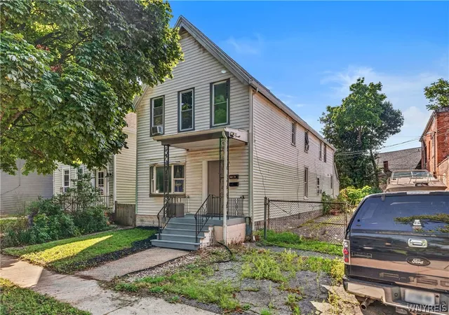 Photo 1 of Sale Pending at 457 Vermont St, Buffalo, NY 14213 | MLS# B1708415 | Listing updated on 2026-09-10