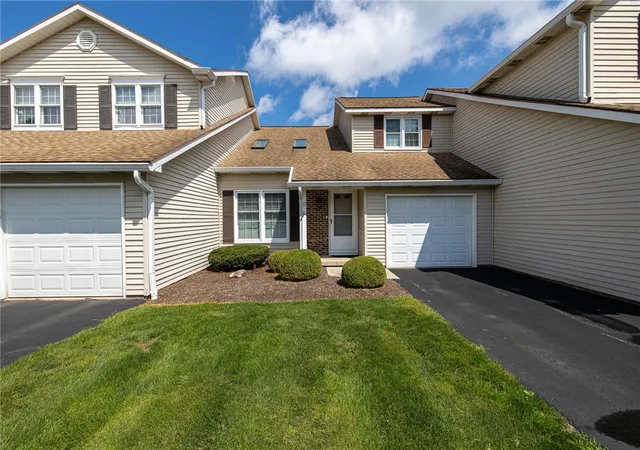 Photo 2 of Sale Pending at 12 Pumpkin Hl, Rochester, NY 14624 | MLS# R1707516 | Listing updated on 2026-08-28