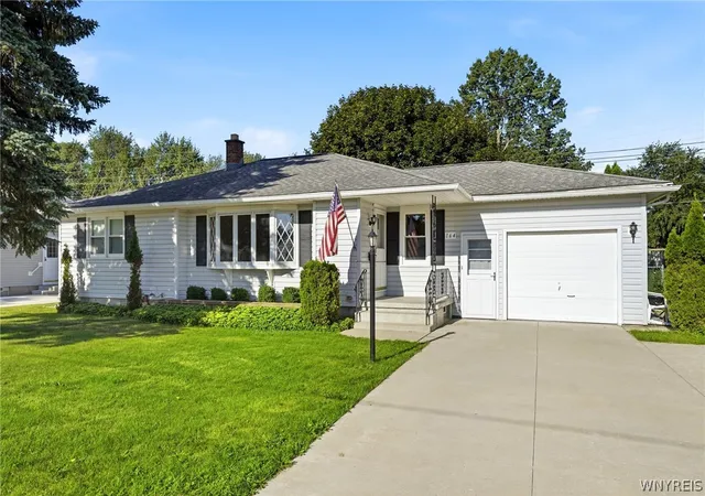 Photo 1 of Sale Pending at 164 S Meadow Dr, North Tonawanda, NY 14120 | MLS# B1708799 | Listing updated on 2026-08-28