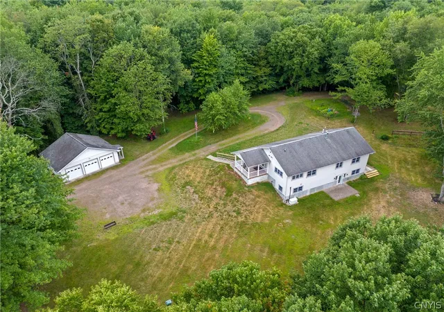 Photo 2 of Single family home for sale at 145 Island Rd, Phoenix, NY 13135 | MLS# S1708841 | Listing updated on 2026-09-01