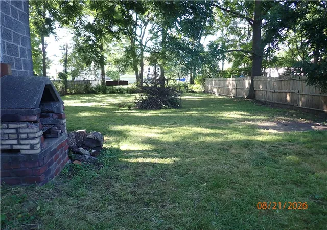Listing Photo 5 - Condo for sale in building located at 699 Smith St, Rochester, NY 14606