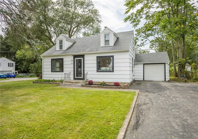 Photo 3 of Sale Pending at 423 Howard Rd, Gates, NY 14606 | MLS# R1708940 | Listing updated on 2026-09-08