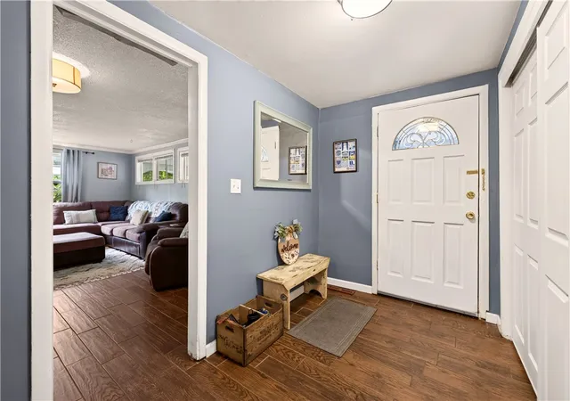 Photo 2 of Sale Pending at 465 Hollybrook Rd, Henrietta, NY 14623 | MLS# R1708438 | Listing updated on 2026-09-01