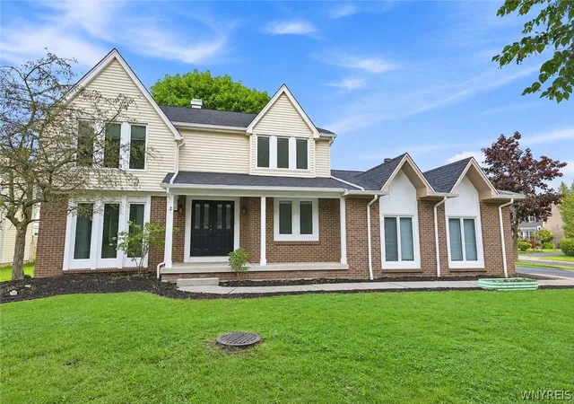 Photo 1 of Sale Pending at 2 Greencastle Ln, Amherst, NY 14221 | MLS# B1709024 | Listing updated on 2026-09-15