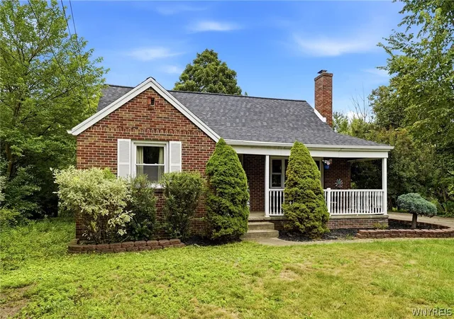 Photo 1 of Single family home for sale at 5955 Dover Rd, Hamburg, NY 14085 | MLS# B1708946 | Listing updated on 2026-09-12