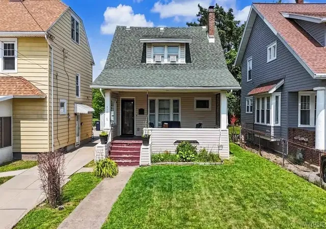 Photo 1 of Single family home for sale at 616 Chilton Ave, Niagara Falls, NY 14301 | MLS# B1702594 | Listing updated on 2026-08-21