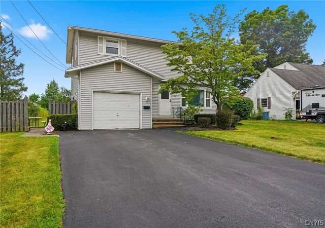 Photo 1 of Sale Pending at 111 Patricia Dr, Salina, NY 13212 | MLS# S1707364 | Listing updated on 2026-09-03