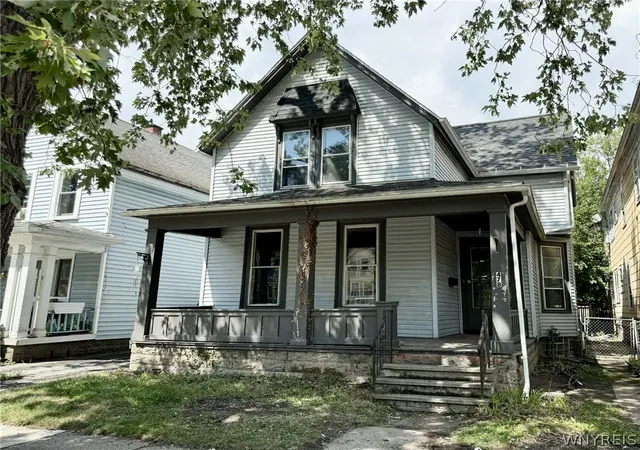Photo 1 of Sale Pending at 478 W Ferry, Buffalo, NY 14213 | MLS# B1707661 | Listing updated on 2026-08-28