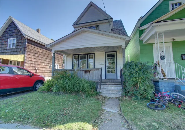 Photo 1 of Sale Pending at 181 Titus Ave, Buffalo, NY 14211 | MLS# B1709111 | Listing updated on 2026-08-31