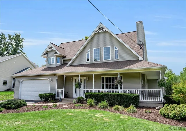 Photo 1 of Sale Pending at 5746 Stone Rd, Lockport Town, NY 14094 | MLS# B1708637 | Listing updated on 2026-09-10