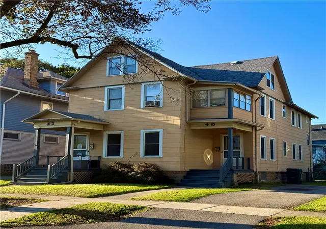 Photo 2 of Sale Pending at 40 Flower City Park, Rochester, NY 14615 | MLS# R1709157 | Listing updated on 2026-08-31