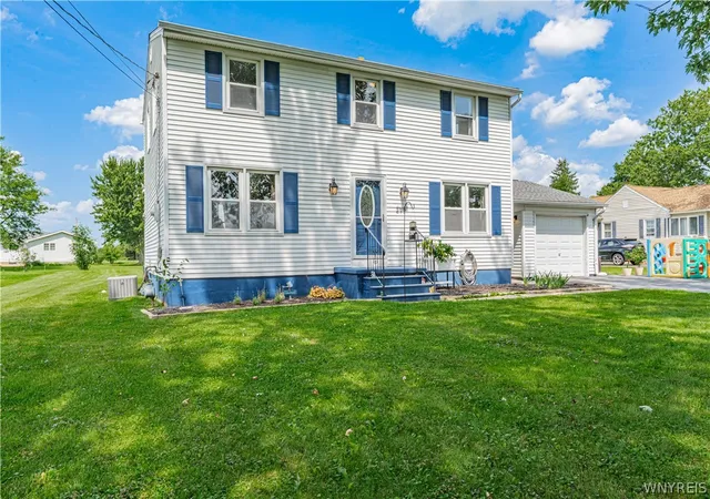 Photo 1 of Sale Pending at 2981 Pearce Rd, Wheatfield, NY 14120 | MLS# B1708199 | Listing updated on 2026-08-28