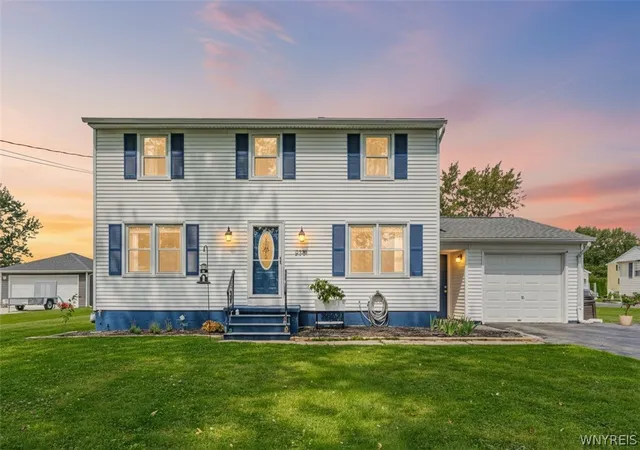 Photo 2 of Sale Pending at 2981 Pearce Rd, Wheatfield, NY 14120 | MLS# B1708199 | Listing updated on 2026-08-28
