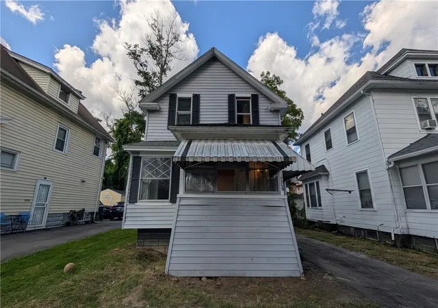 Photo 1 of Sale Pending at 107 Aurora St, Rochester, NY 14621 | MLS# R1708069 | Listing updated on 2026-09-05