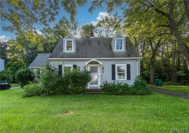 Photo 1 of Sale Pending at 4113 Lake Ave, Lockport Town, NY 14094 | MLS# B1708422 | Listing updated on 2026-09-02
