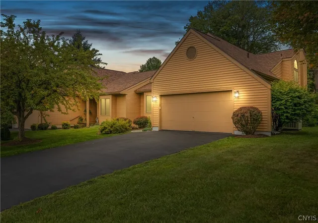 Photo 2 of Sale Pending at 324 White Heron Cir, Manlius, NY 13066 | MLS# S1708909 | Listing updated on 2026-08-23