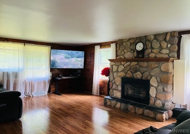 Photo 3 of Single family home for sale at 3727 Wilson Youngstown Rd #1, Wilson, NY 14172 | MLS# B1708828 | Listing updated on 2026-08-30