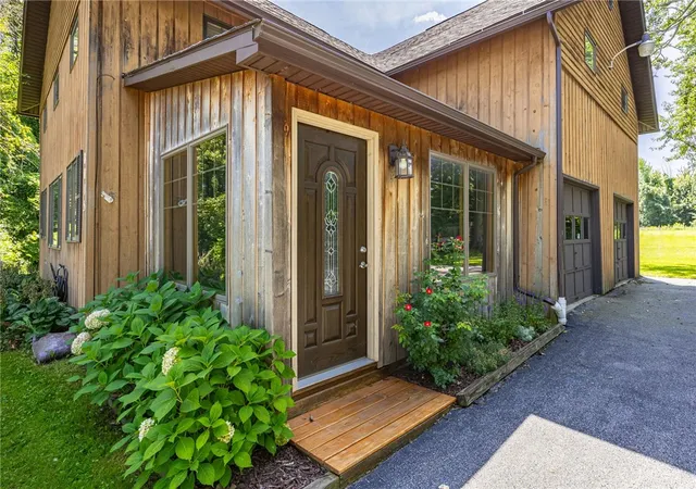 Photo 3 of Sale Pending at 8013 W Ridge Rd, Clarkson, NY 14420 | MLS# R1709154 | Listing updated on 2026-08-30
