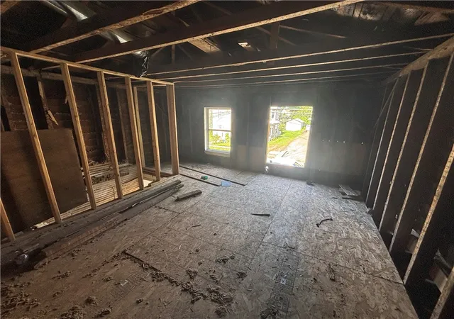 Photo 3 of Multi family home for sale at 353 Columbia St, Elmira City, NY 14901 | MLS# R1709178 | Listing updated on 2026-08-24