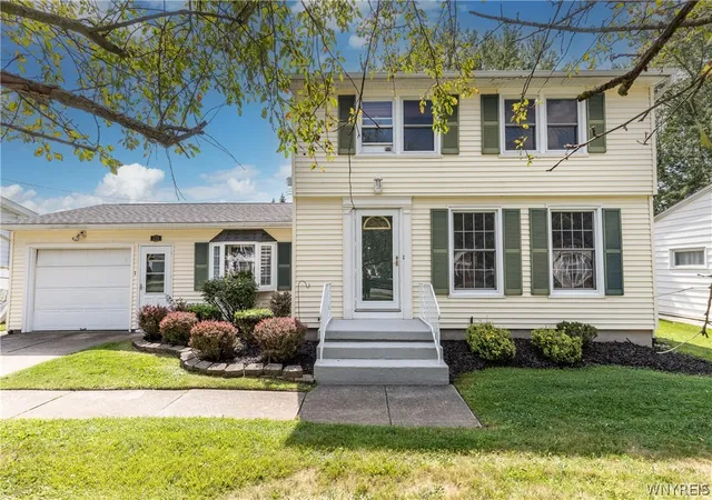 Photo 1 of Sale Pending at 229 Willow Ridge Dr, Amherst, NY 14228 | MLS# B1708717 | Listing updated on 2026-09-02