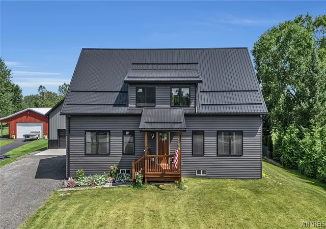 Photo 3 of Sale Pending at 6455 Salt Rd, Clarence, NY 14031 | MLS# B1709104 | Listing updated on 2026-09-09