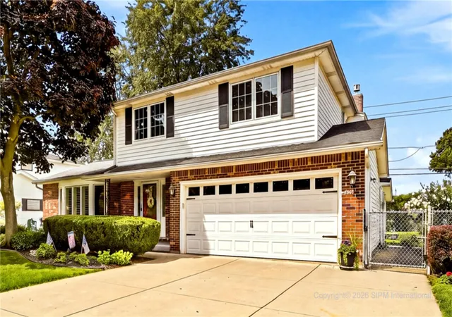 Photo 1 of Sale Pending at 124 Palmdale Dr, Amherst, NY 14221 | MLS# R1709243 | Listing updated on 2026-09-01