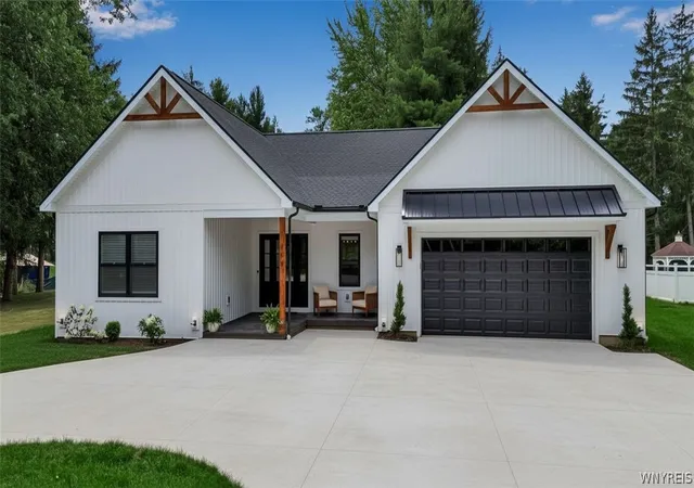 Photo 1 of Single family home for sale at 799 Casey Rd, Amherst, NY 14051 | MLS# B1708915 | Listing updated on 2026-08-30