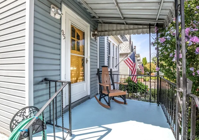 Photo 2 of Sale Pending at 95 Princeton Blvd, Tonawanda, NY 14217 | MLS# B1707896 | Listing updated on 2026-09-04