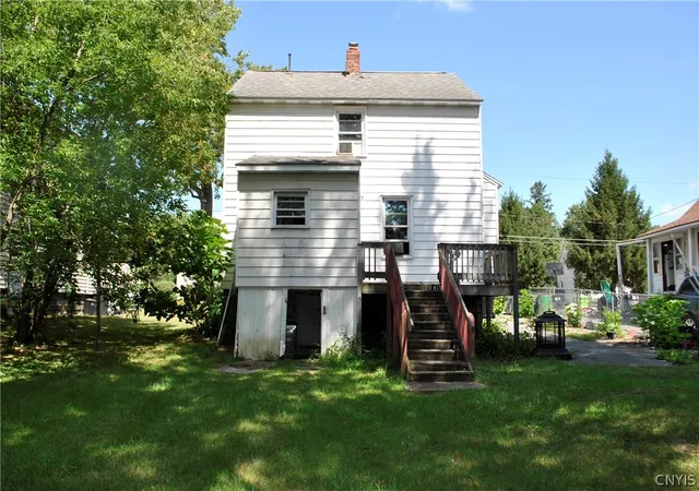Photo 4 of Single family home for sale at 231 Richfield Blvd, Salina, NY 13211 | MLS# S1707547 | Listing updated on 2026-08-24