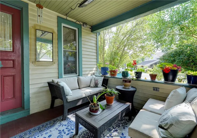 Photo 3 of Sale Pending at 132 Boardman St, Rochester, NY 14607 | MLS# R1708983 | Listing updated on 2026-09-03
