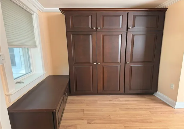 Photo 2 of Single family home for sale at 975 Scio St, Elmira City, NY 14901 | MLS# R1709421 | Listing updated on 2026-09-14