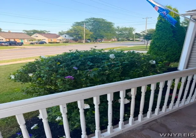 Photo 3 of Single family home for sale at 1700 Eggert Rd, Amherst, NY 14226 | MLS# B1709443 | Listing updated on 2026-09-12
