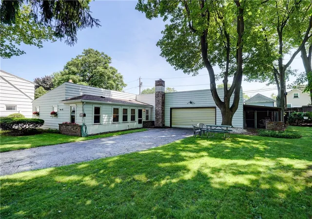 Photo 1 of Single family home for sale at 185 Rogene St, Greece, NY 14616 | MLS# R1705020 | Listing updated on 2026-08-30