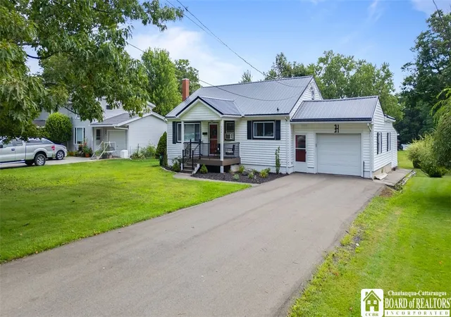 Photo 3 of Sale Pending at 206 Seymour St, Pomfret, NY 14063 | MLS# R1709016 | Listing updated on 2026-09-14