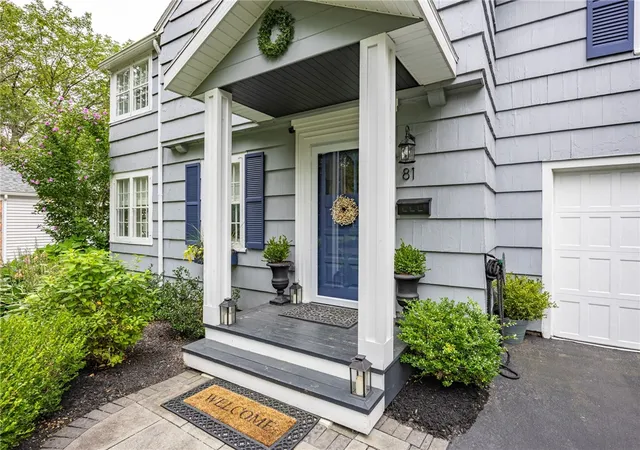 Photo 3 of Sale Pending at 81 Lanark Crescent, Rochester, NY 14609 | MLS# R1709383 | Listing updated on 2026-09-02