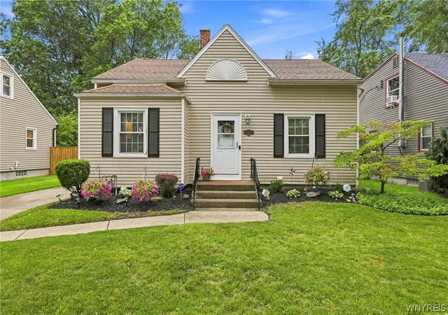 Photo 1 of Sale Pending at 540 Windermere Blvd, Amherst, NY 14226 | MLS# B1709458 | Listing updated on 2026-09-14