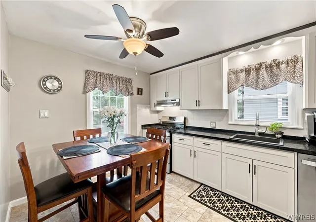 Photo 3 of Sale Pending at 540 Windermere Blvd, Amherst, NY 14226 | MLS# B1709458 | Listing updated on 2026-09-14