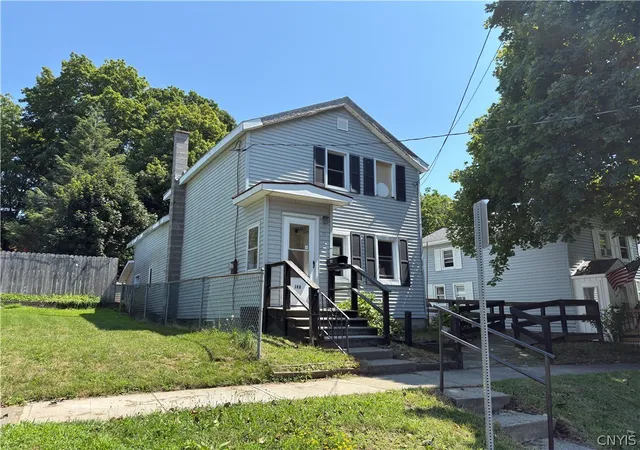 Photo 2 of Single family home for sale at 133 Liberty St, Oswego, NY 13126 | MLS# S1709321 | Listing updated on 2026-08-25