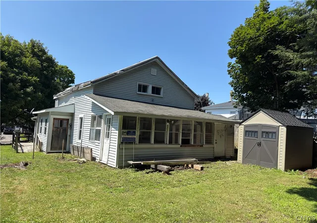 Photo 3 of Single family home for sale at 133 Liberty St, Oswego, NY 13126 | MLS# S1709321 | Listing updated on 2026-08-25